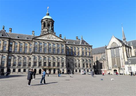 Amsterdam Dam, 1 